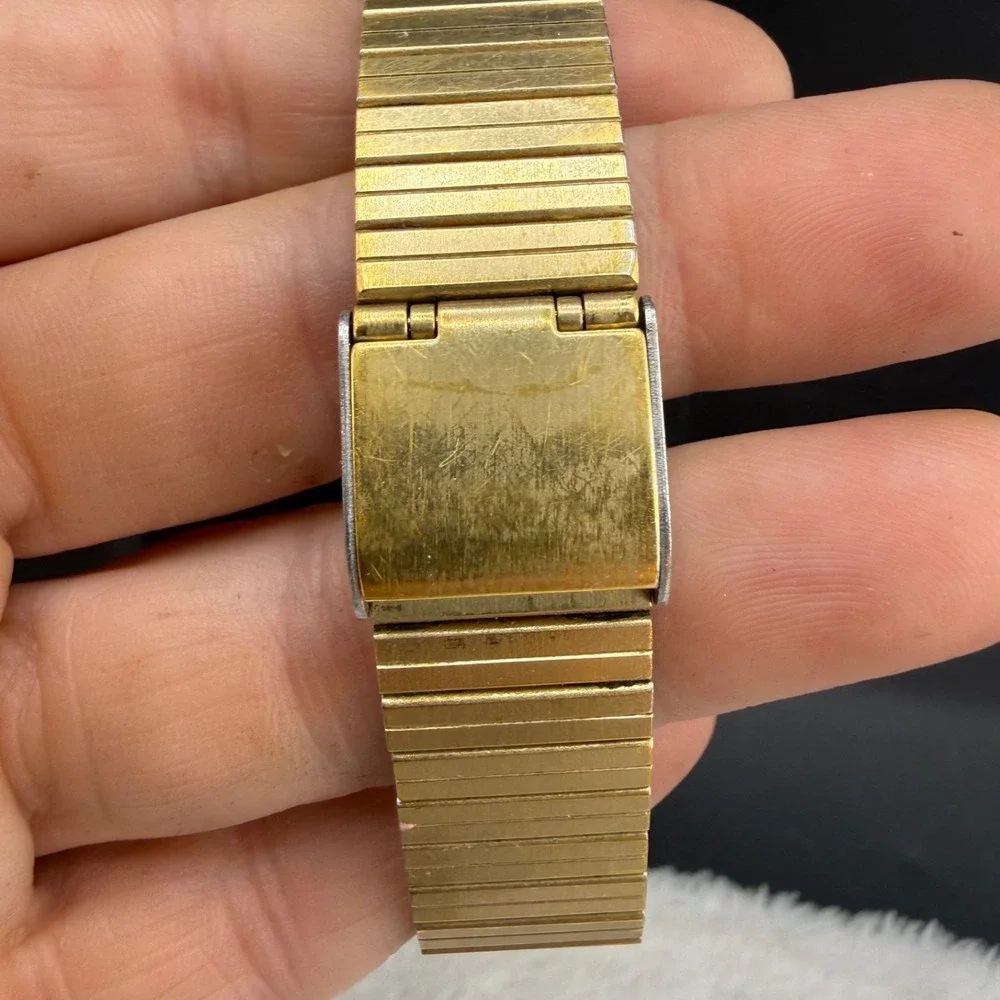 Vintage Lorus Mens Watch Gold Tone Untested 7”